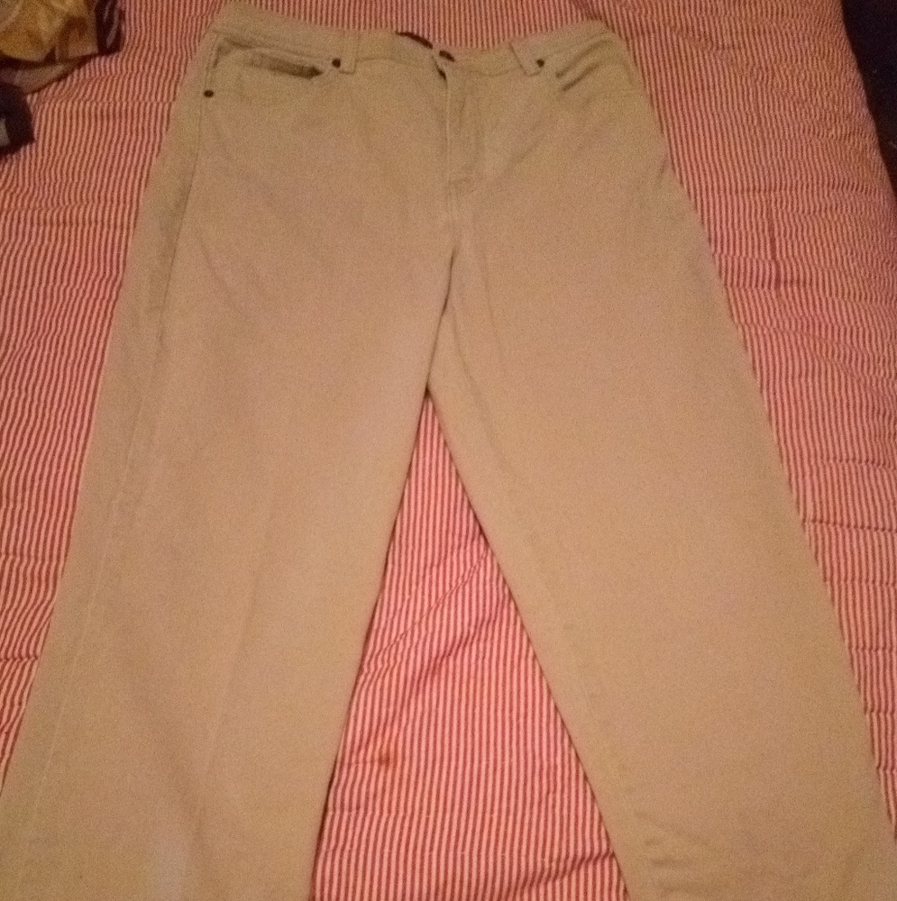 Gloria Vanderbilt jeans tan